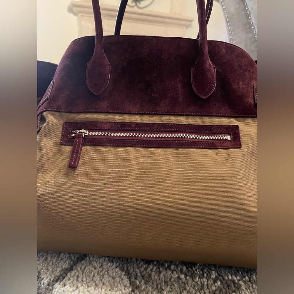 The Row Margaux 17 Inside Out Canvas Tote Bag - Picture 9 of 16